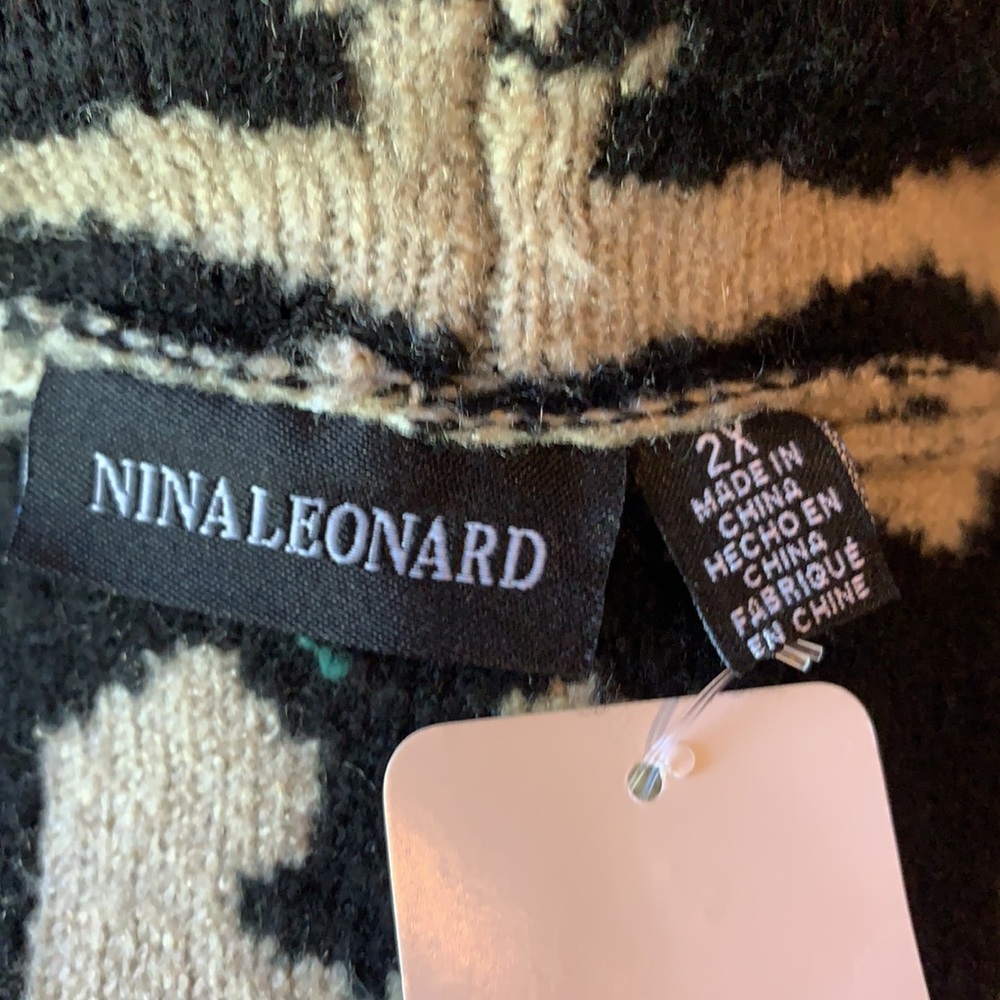 Wrap this Sweater around you for those Cold Winter Days. - Picture 13 of 15